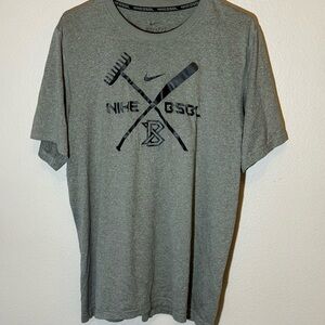 Nike Men's Gray Sports Graphic Tee